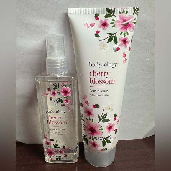 bodycology Cherry Blossom Fragrance Mist 4oz Foot Cream 6oz - Picture 1 of 2